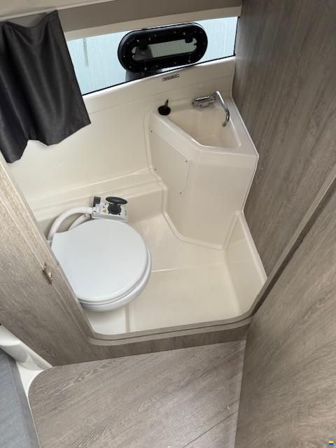 Quicksilver 755 Weekend mit Diesel Innenborder
