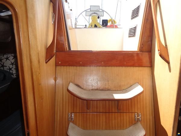 Bavaria 44
