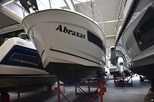 Jeanneau Merry Fisher 895