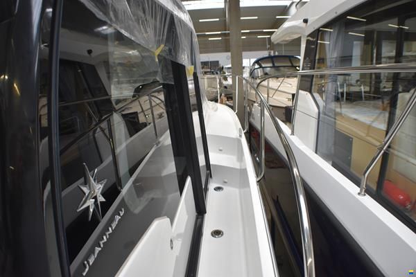 Jeanneau Merry Fisher 895