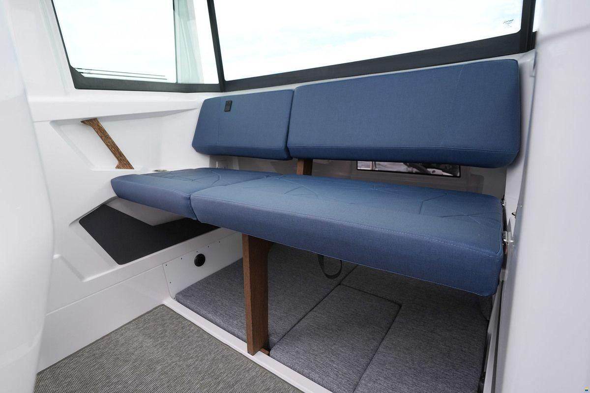 Axopar 29 XC Cross Cabin