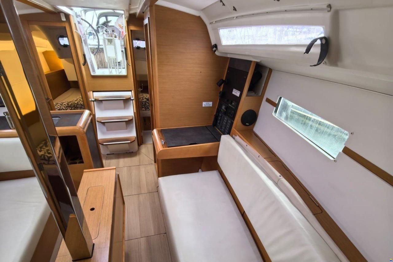 Jeanneau Sun Odyssey 349