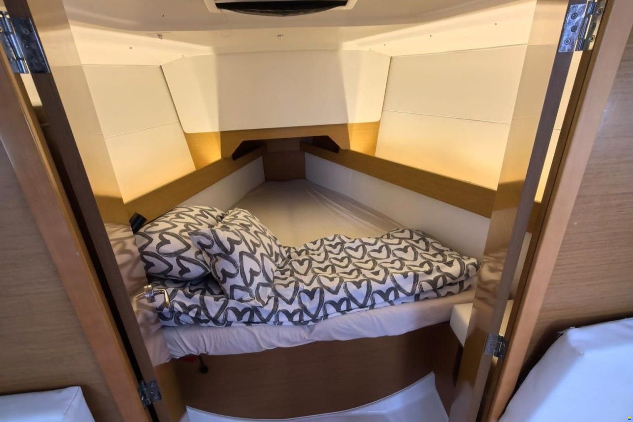 Jeanneau Sun Odyssey 349