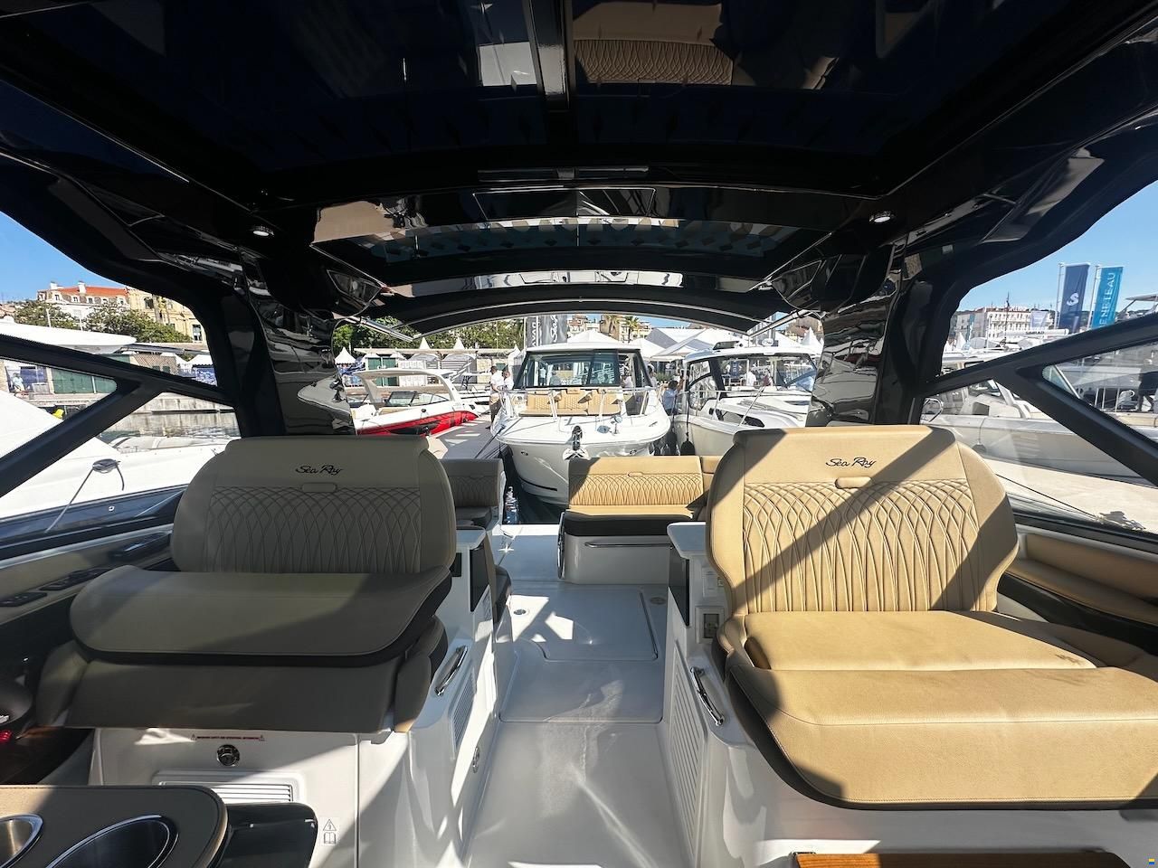 Sea Ray Sundancer 370