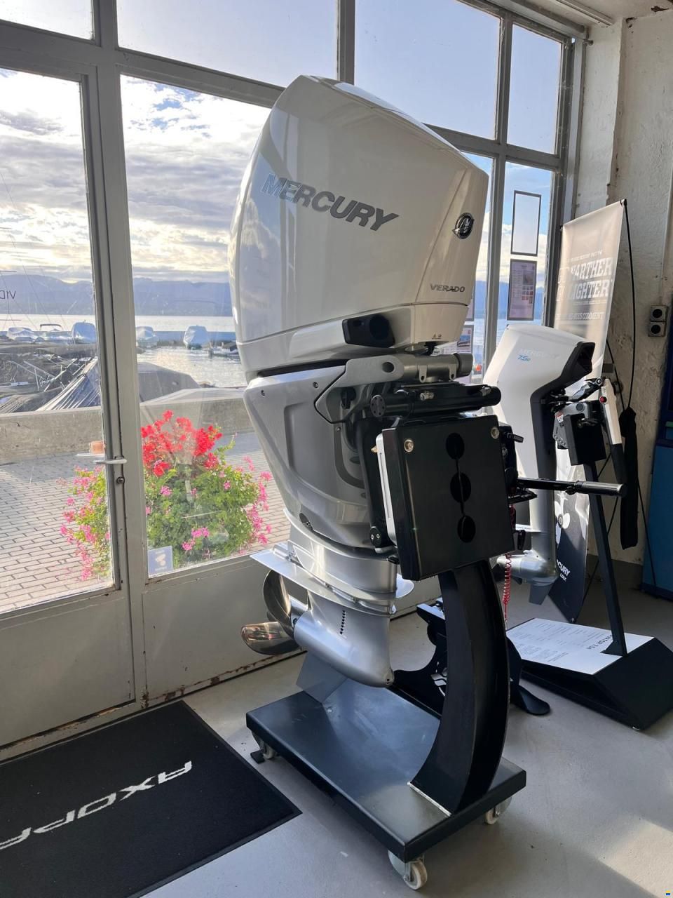 Mercury Verado V8 300 XL