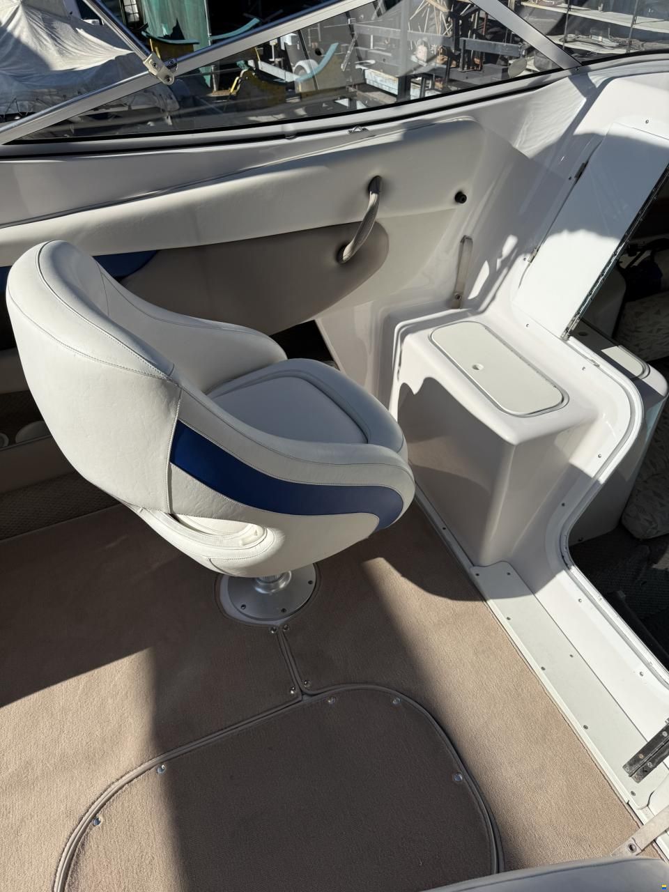 Four Winns Sundowner 245