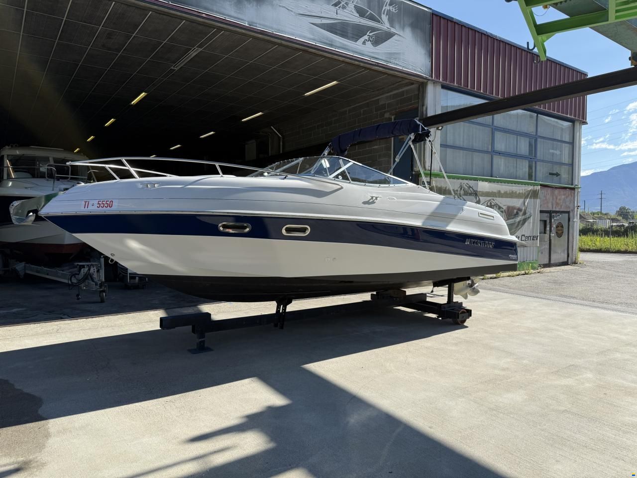 Four Winns Sundowner 245