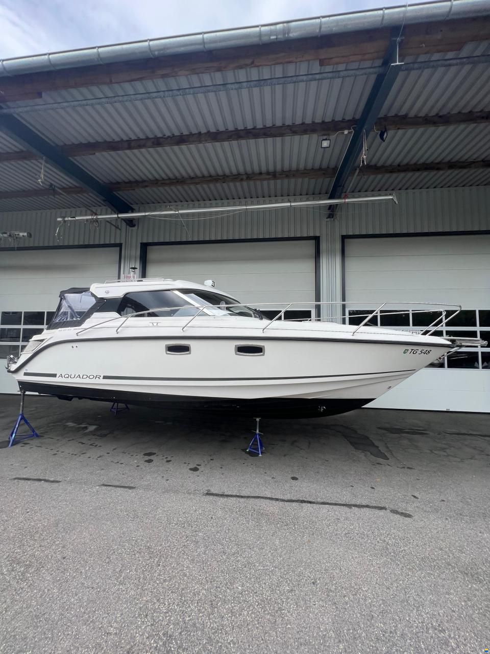 Aquador 27HT  (NP: CHF 240'000.–)