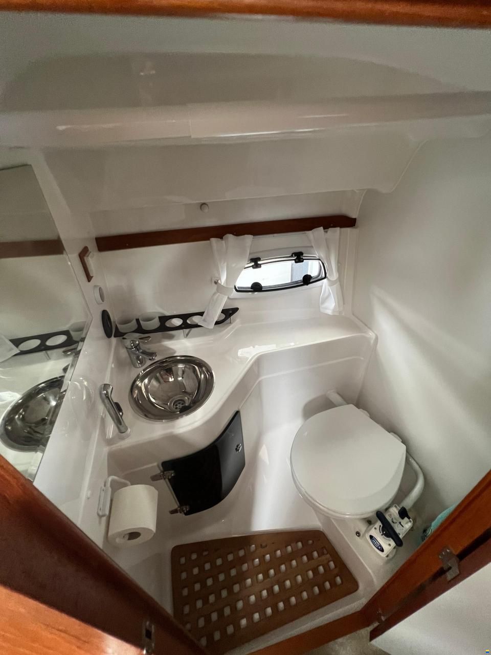 Aquador 27HT  (NP: CHF 240'000.–)