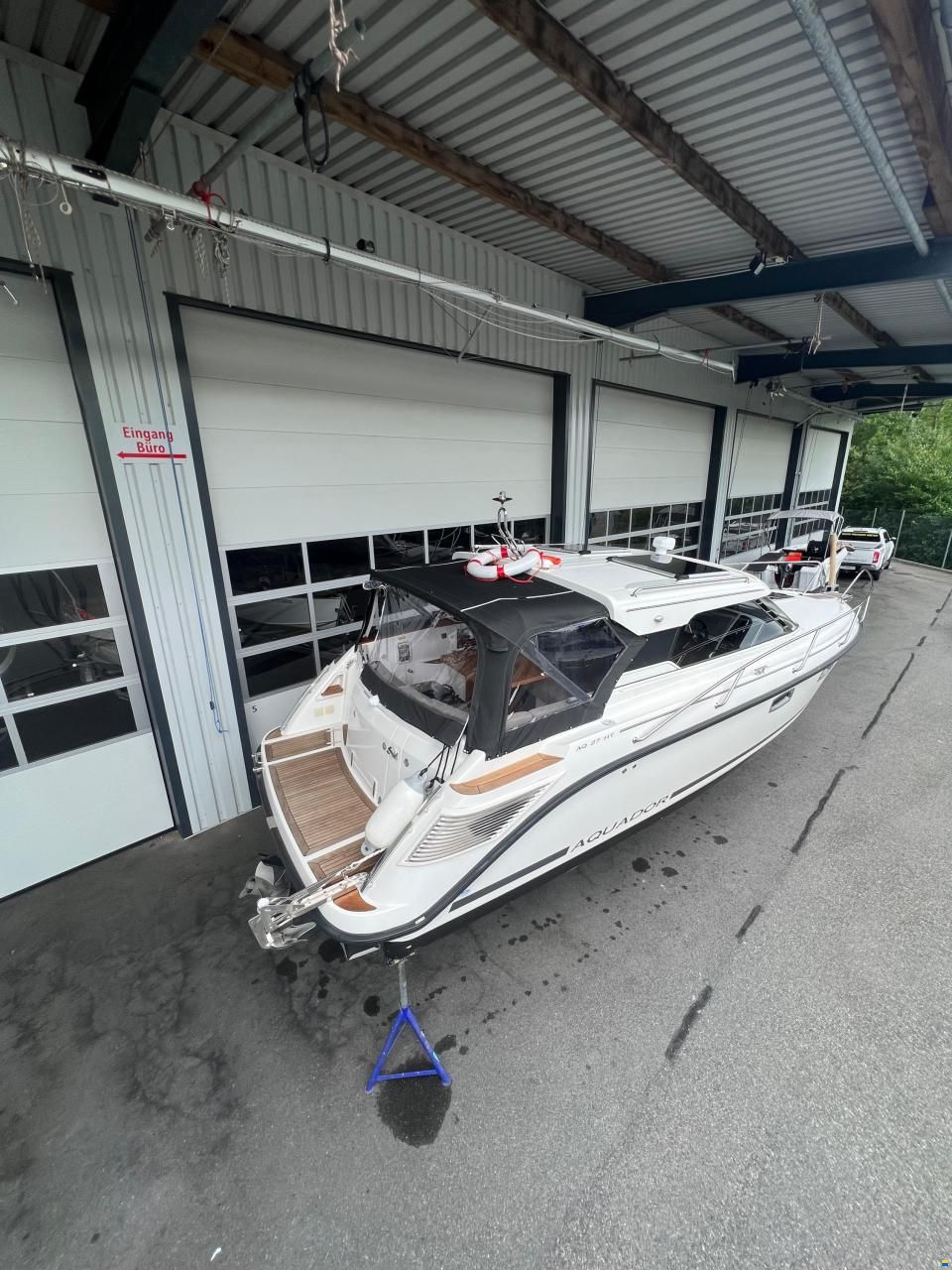 Aquador 27HT  (NP: CHF 240'000.–)