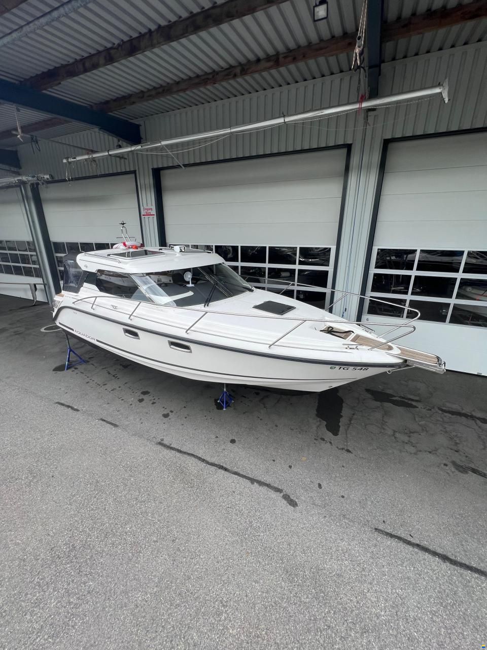 Aquador 27HT  (NP: CHF 240'000.–)