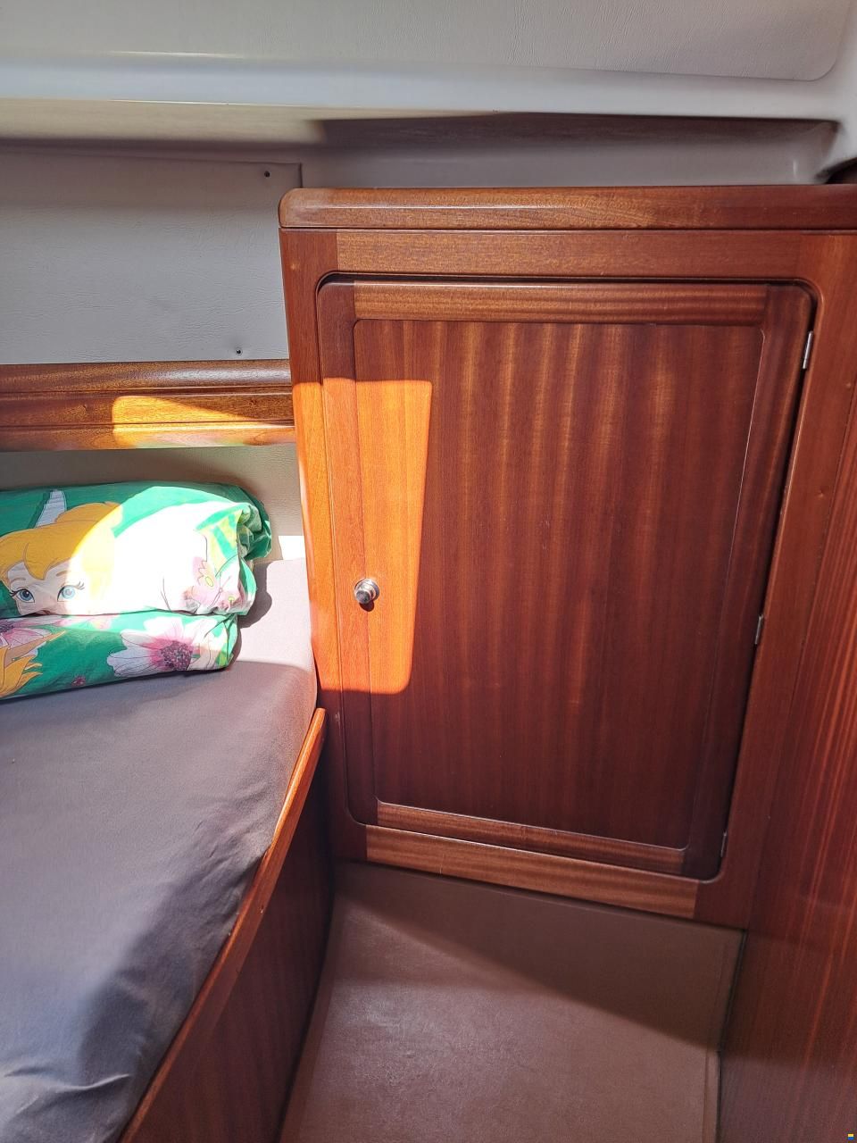 Bavaria 37