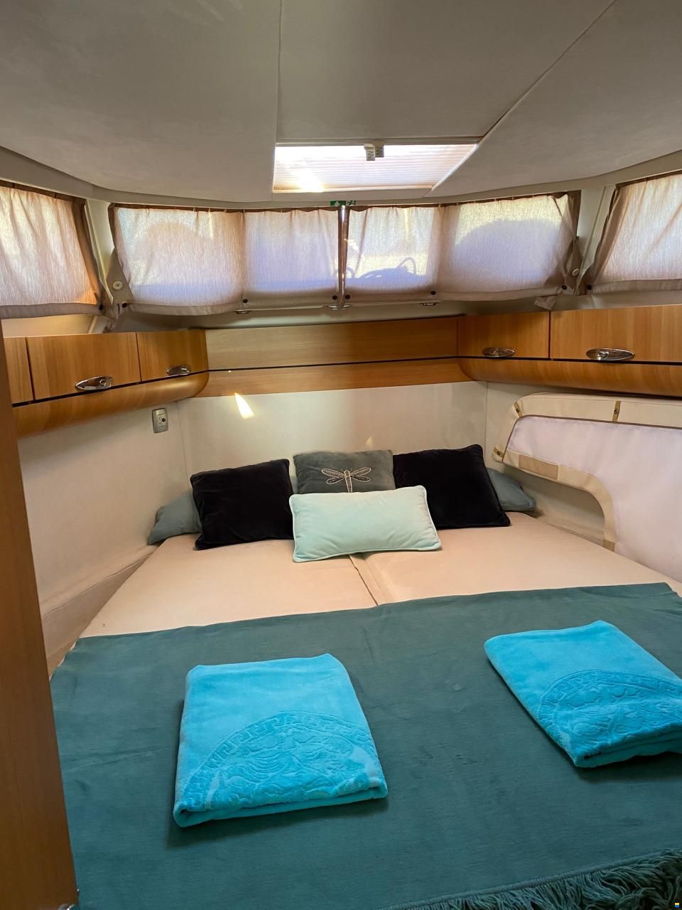 Greenline 33 Hybrid ready