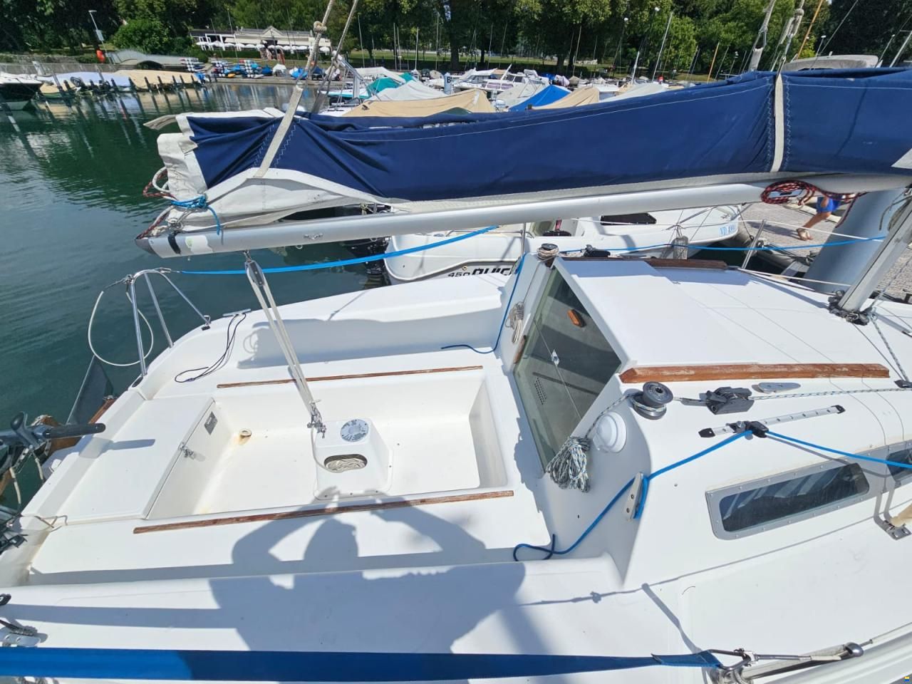 B2 Marine BLUE DJINN