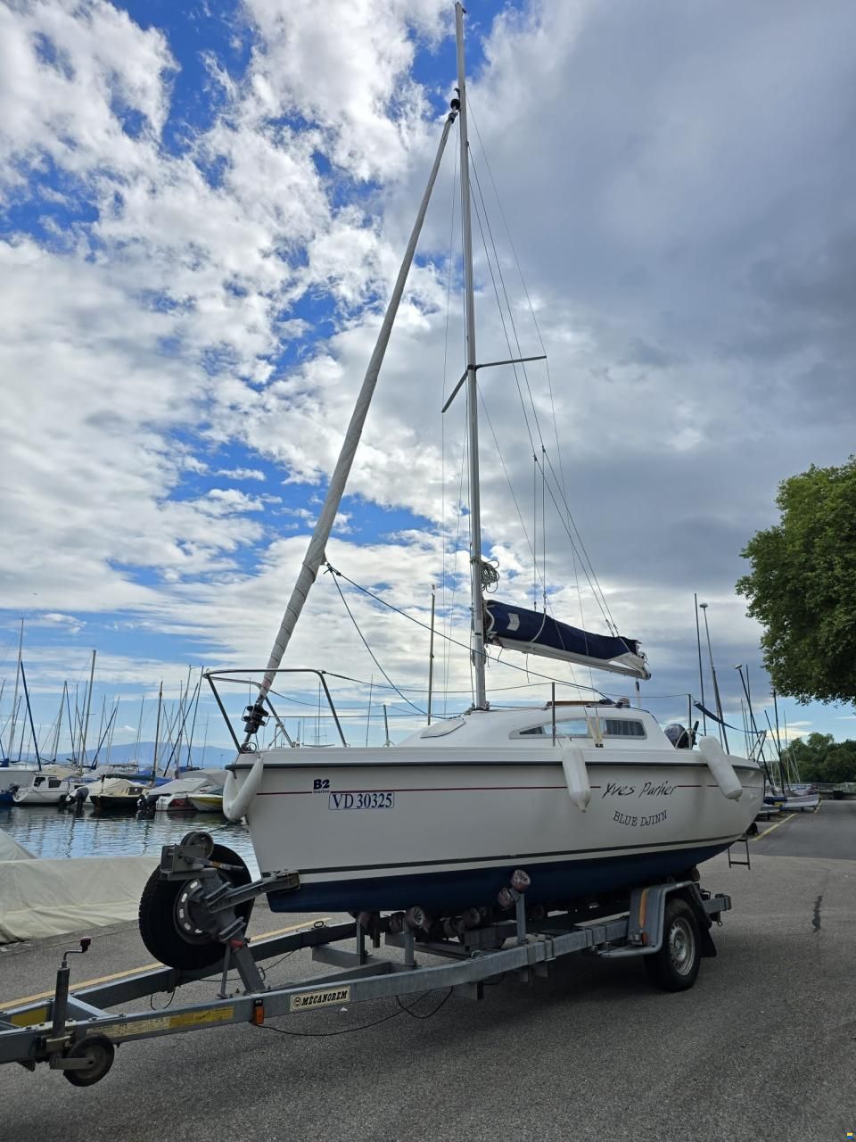 B2 Marine BLUE DJINN