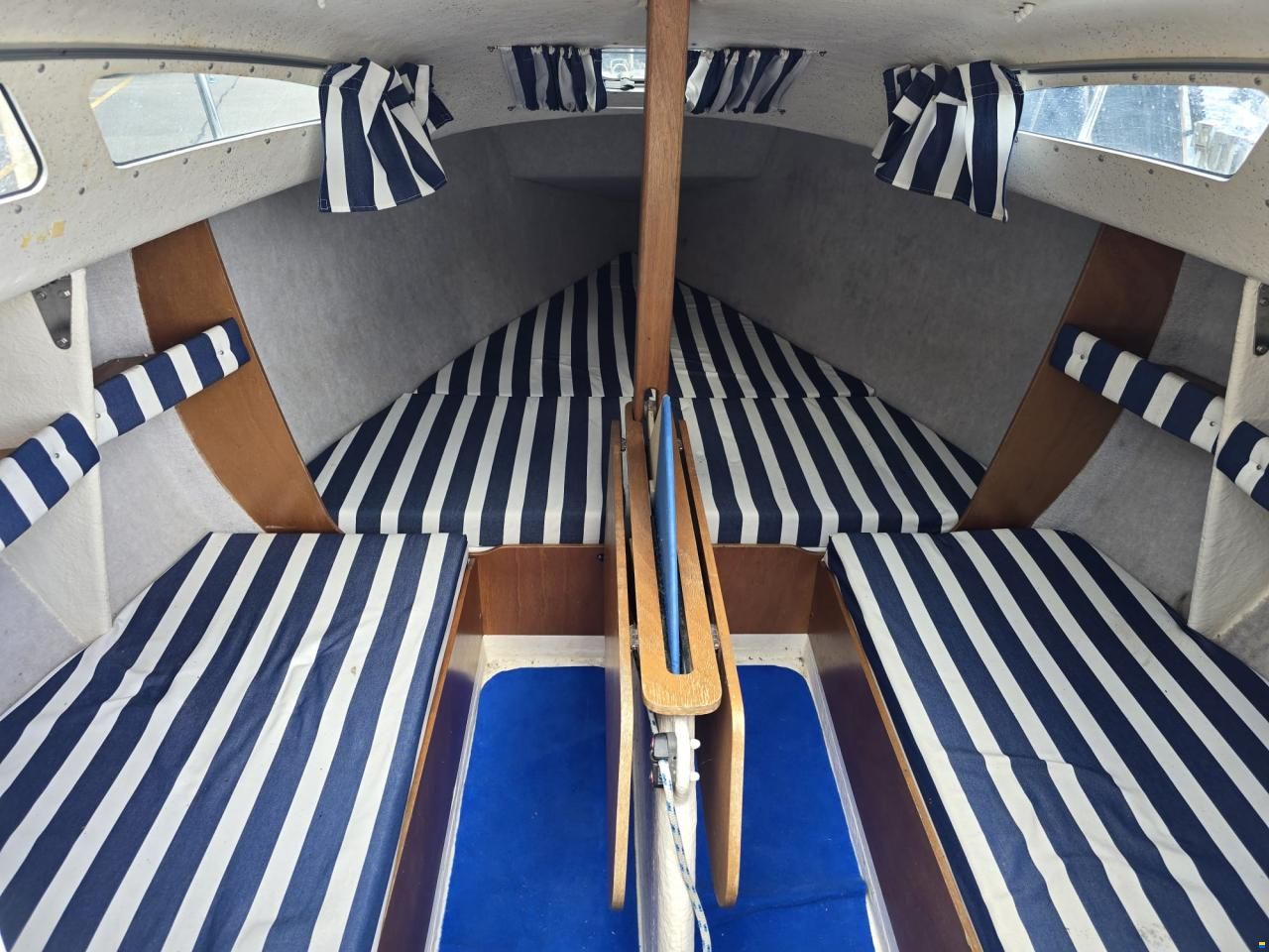 B2 Marine BLUE DJINN