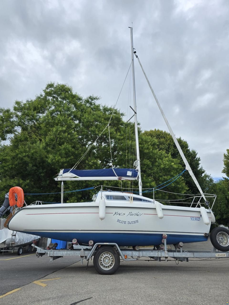 B2 Marine BLUE DJINN