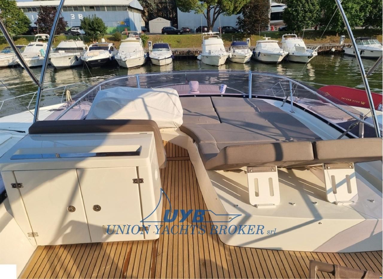 Prestige 550