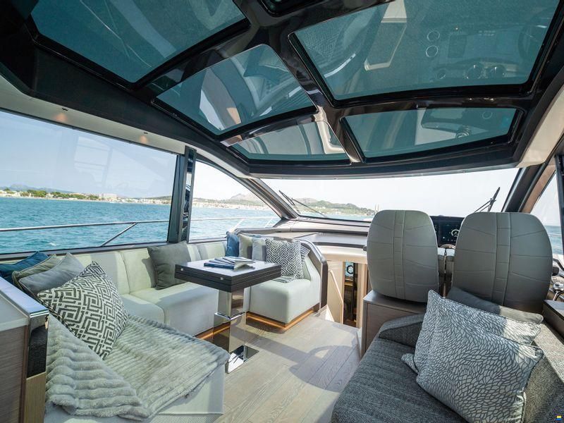 Sunseeker Predator 65