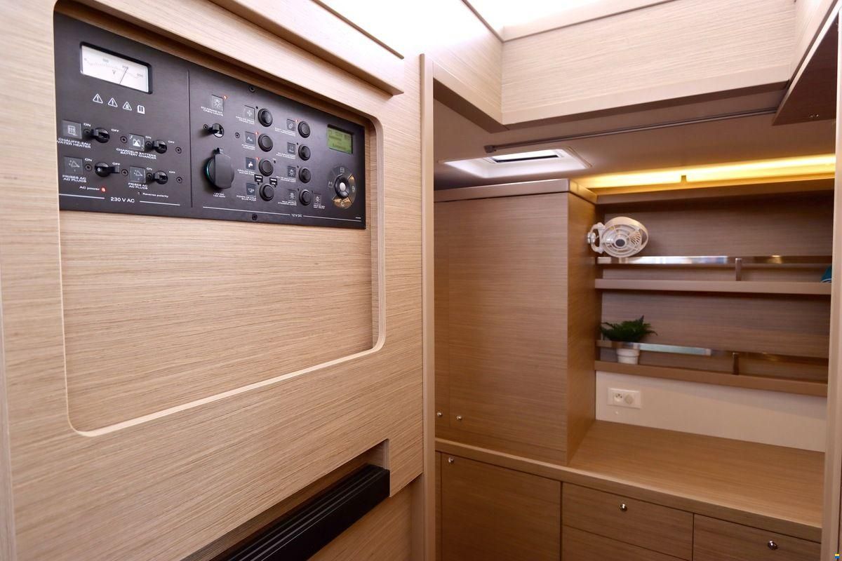 Lagoon 42 Full specs