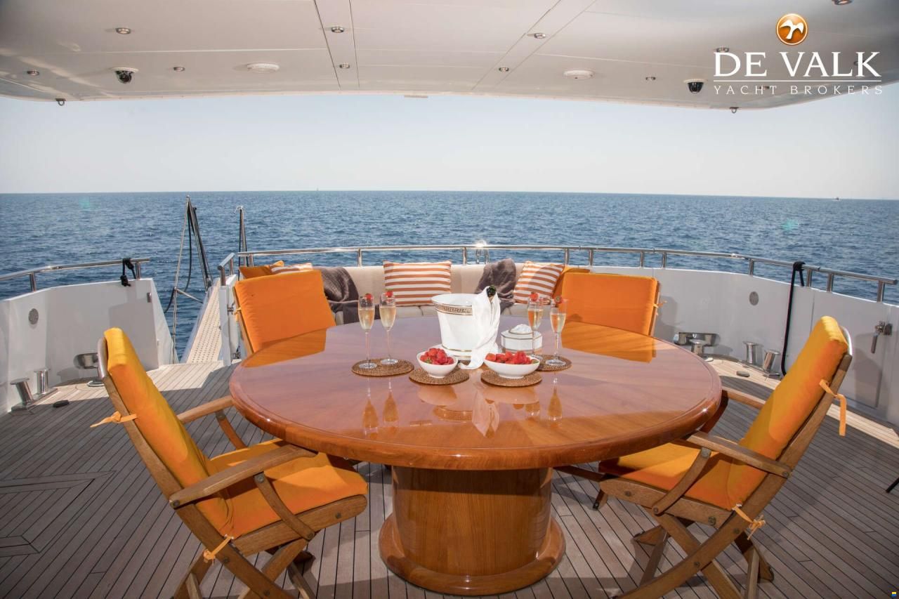 Heesen 30