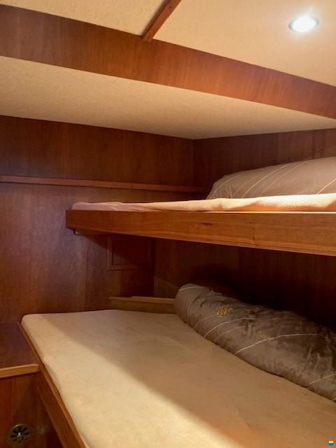 Linssen Dutch Sturdy 320