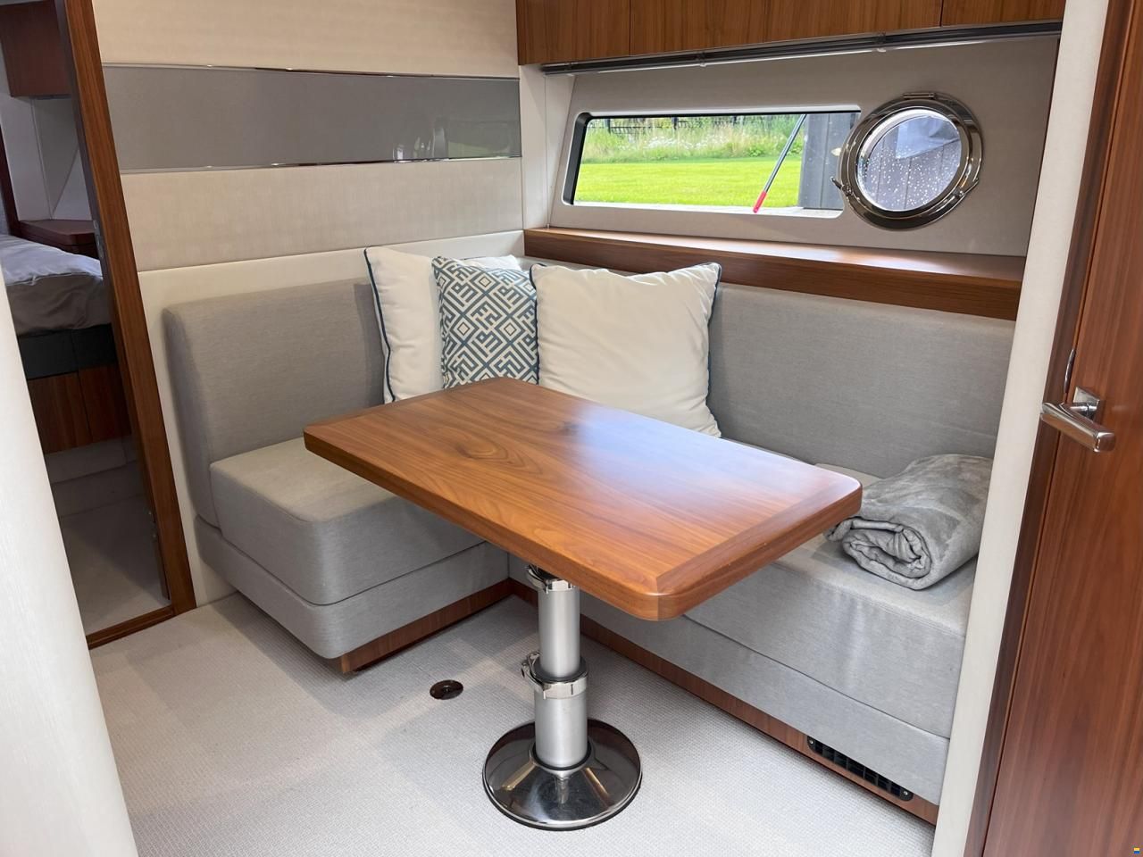 Sunseeker Predator 57MKII