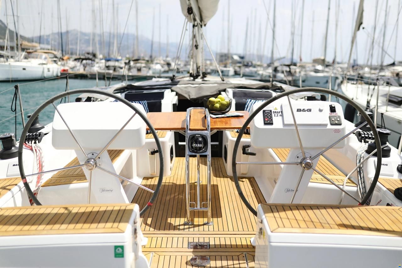 Hanse 458