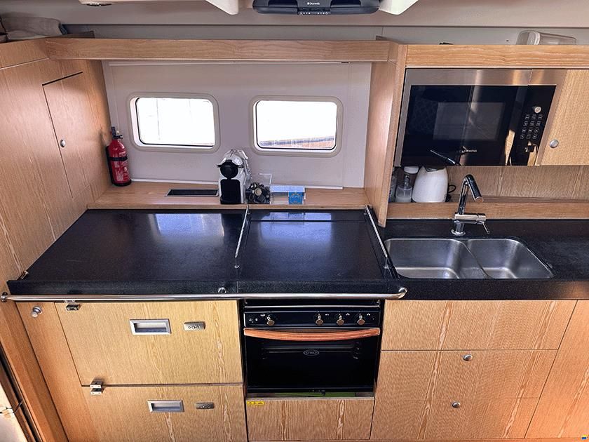 Hanse 575