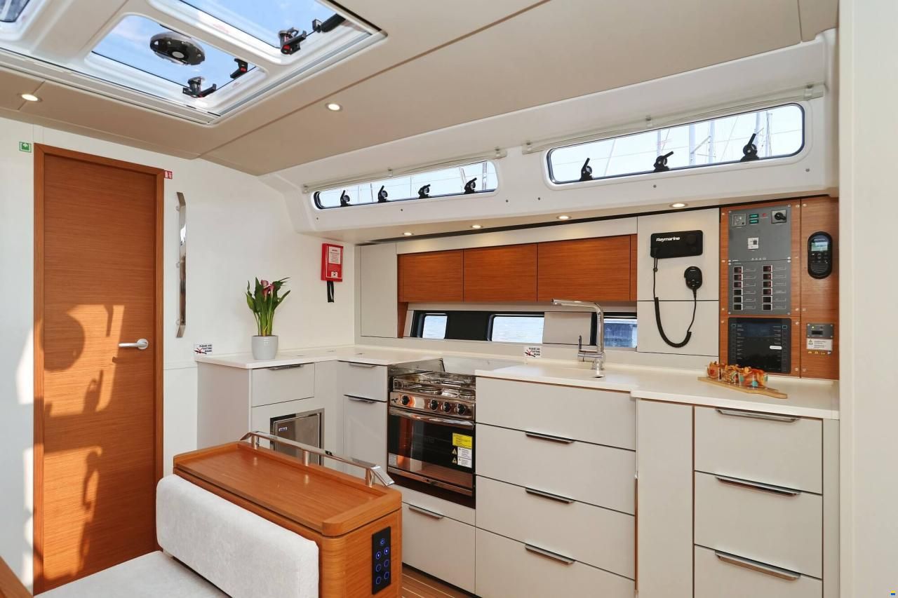 Hanse 460