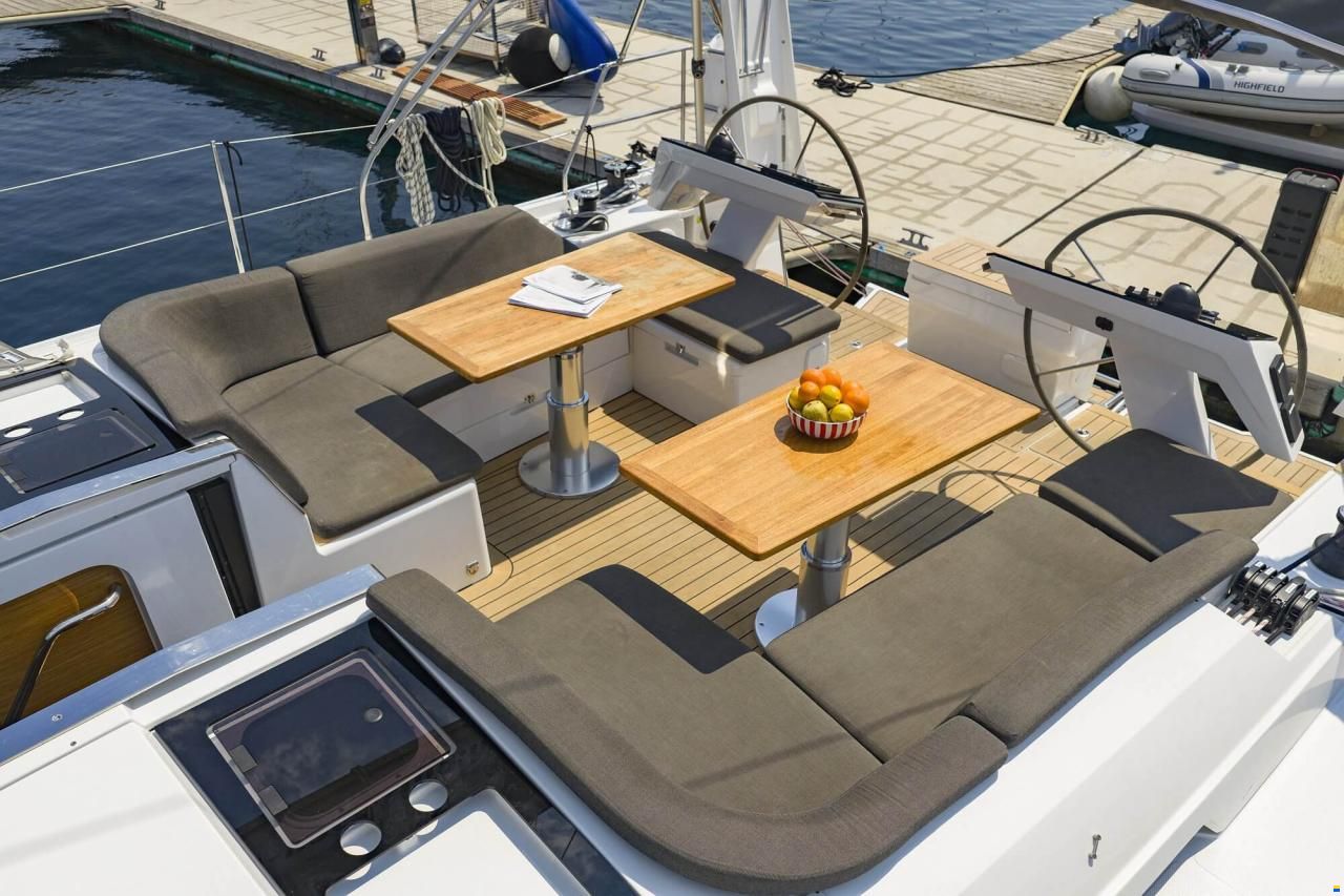Hanse 460