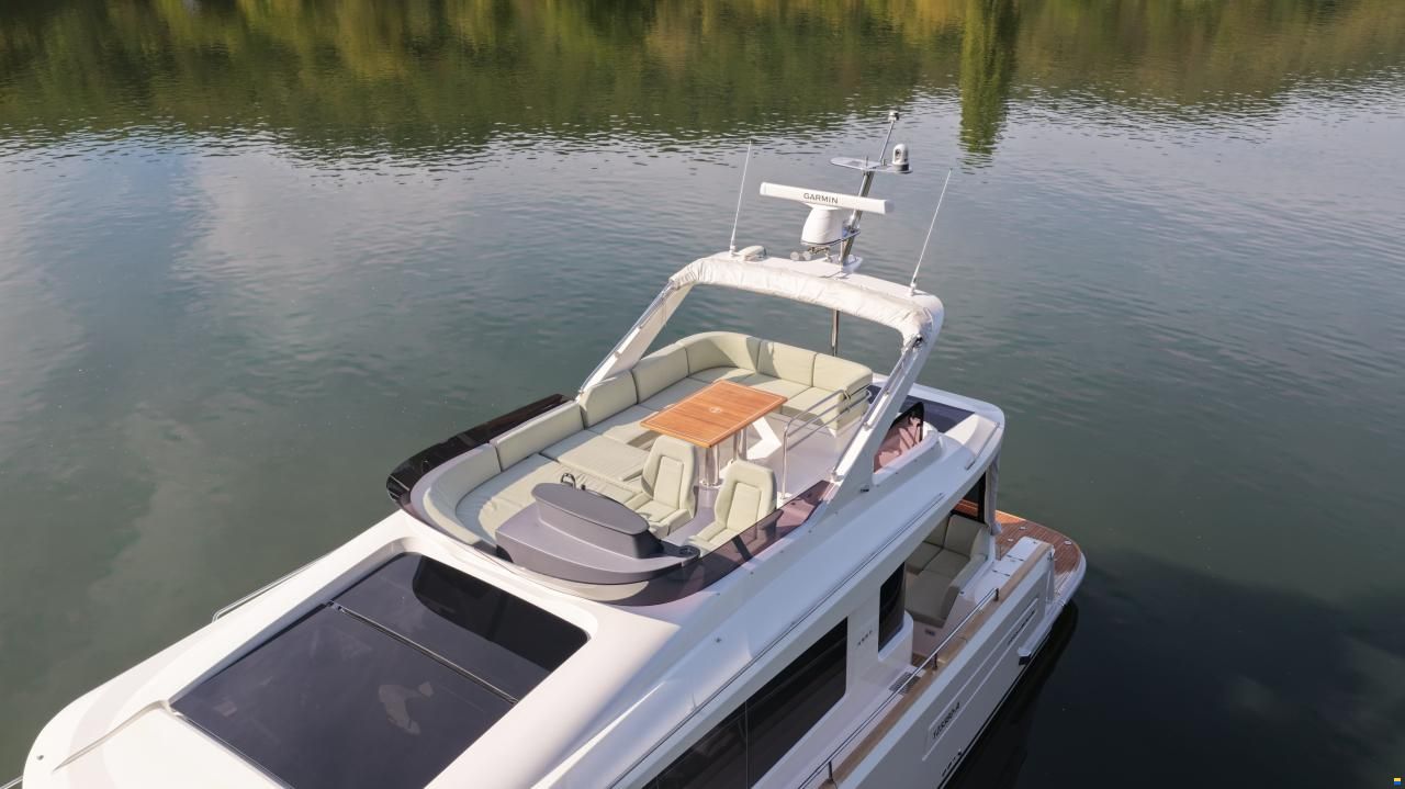 Nimbus 495 Flybridge