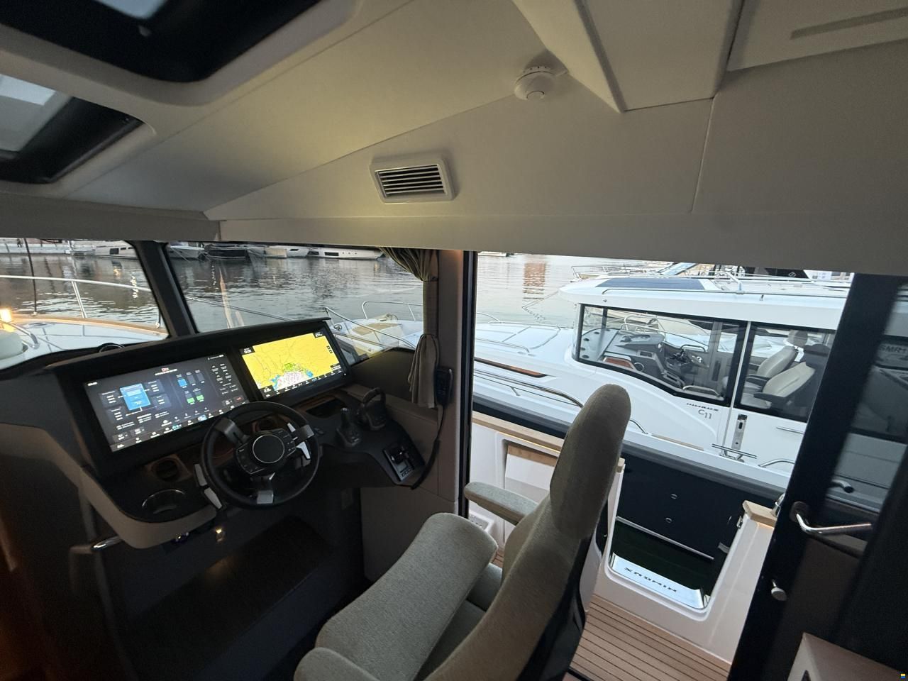 Nimbus 495 Flybridge