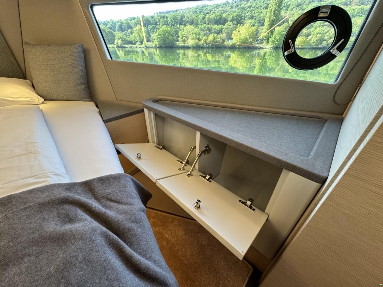 Nimbus 495 Flybridge