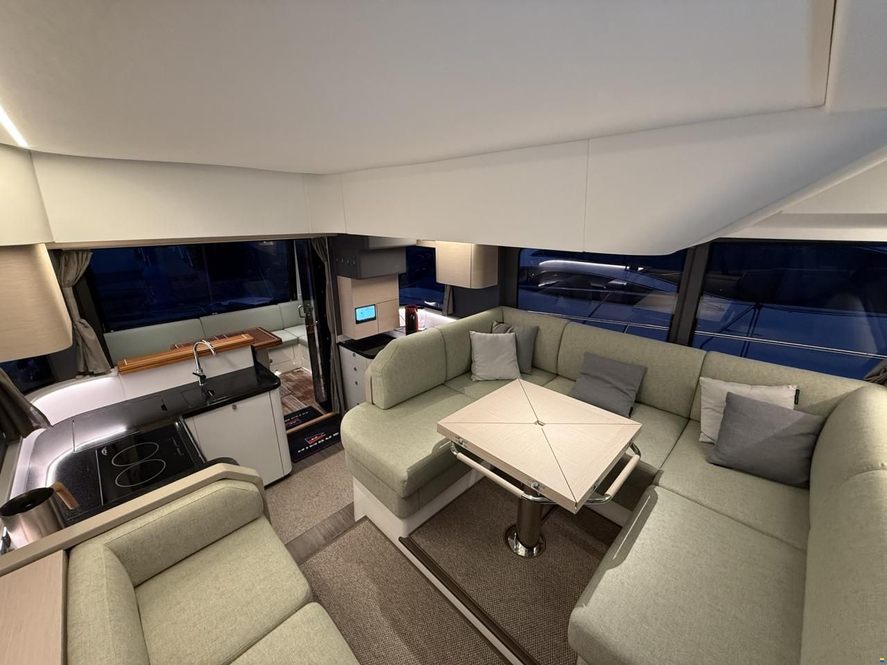 Nimbus 495 Flybridge