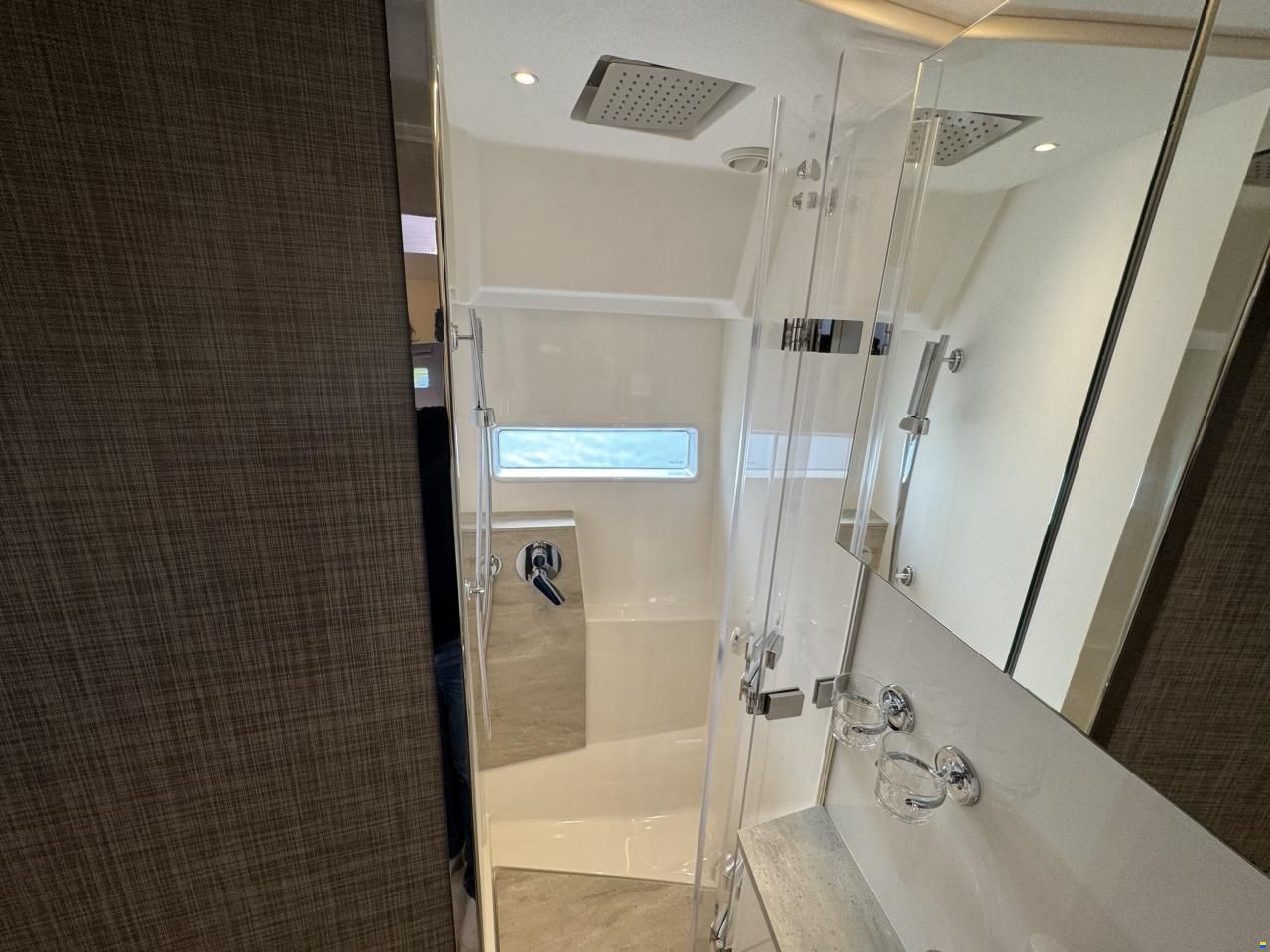 Nimbus 495 Flybridge