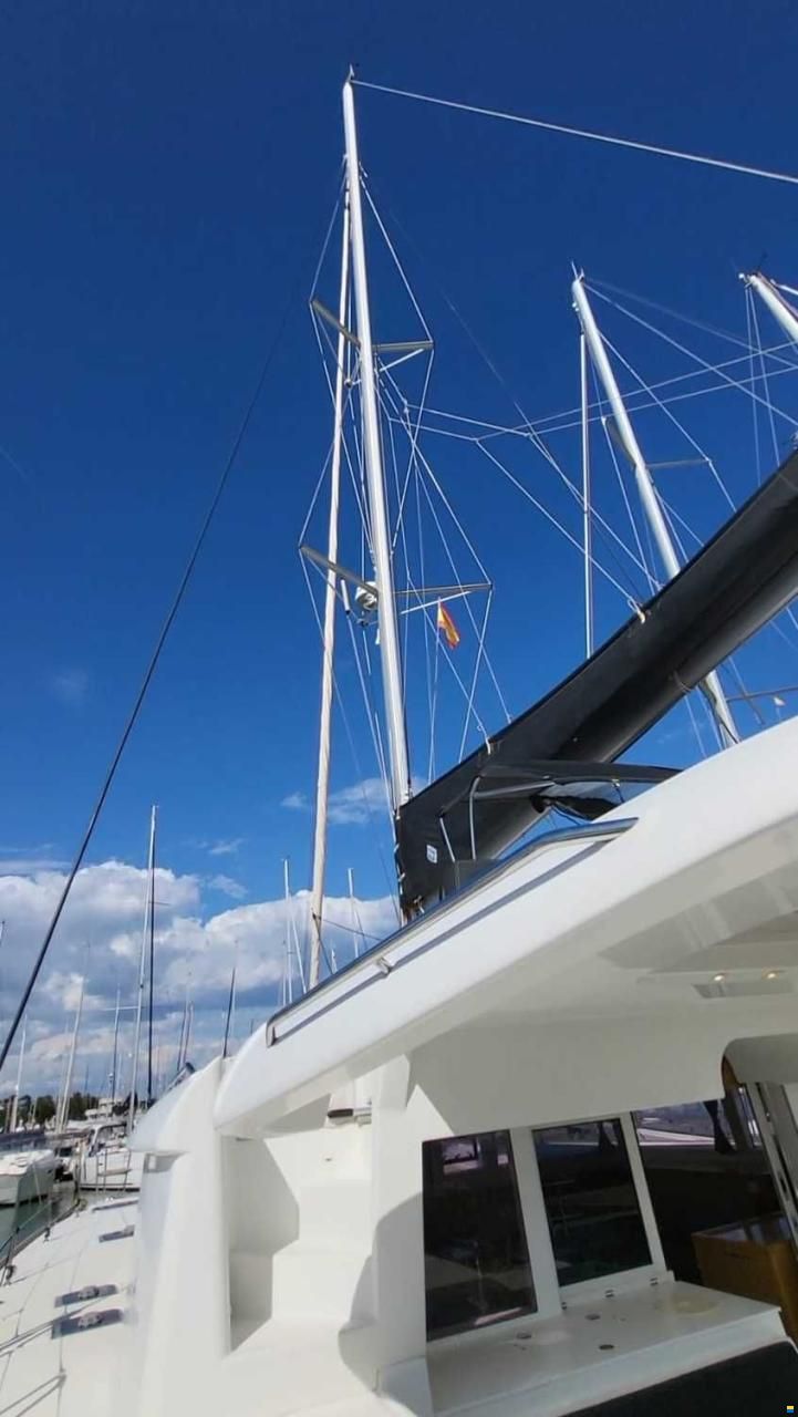Lagoon 450 F