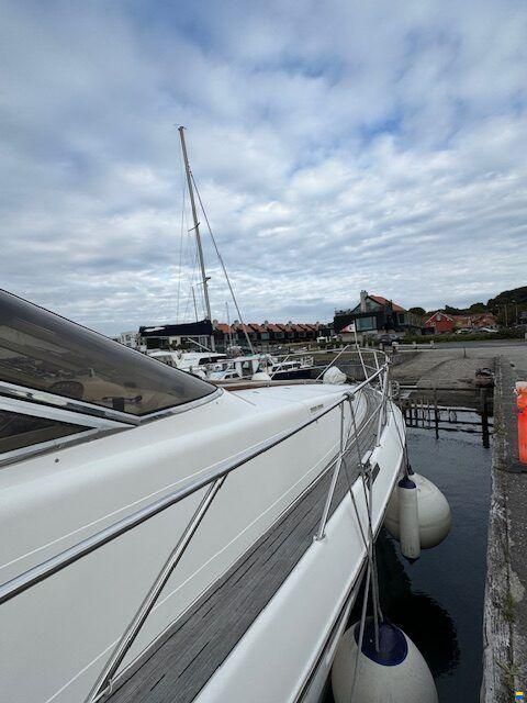 Fairline Squadron 62.  BYTTE