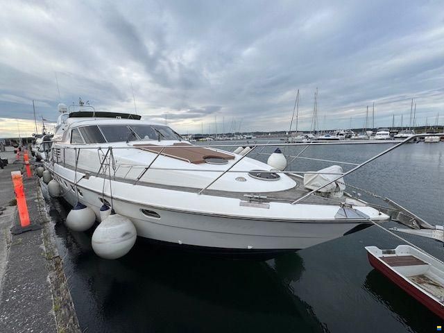 Fairline Squadron 62.  BYTTE
