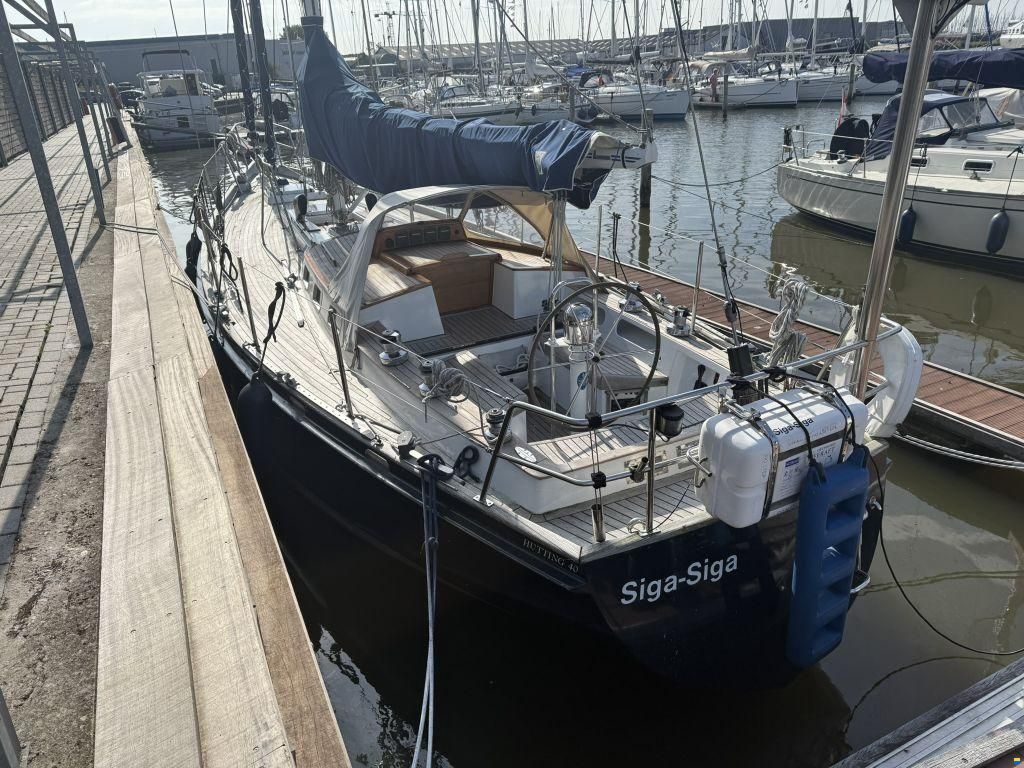 Hutting Yachts 40