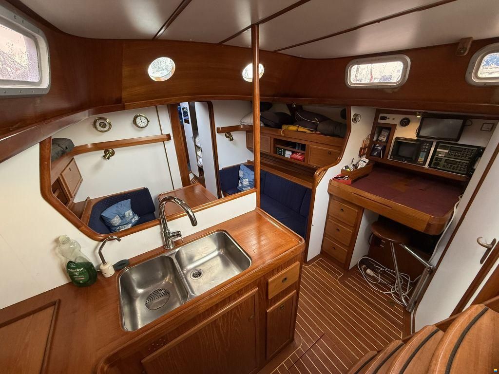 Hutting Yachts 40