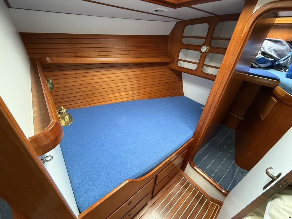 Hutting Yachts 40