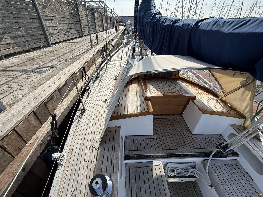 Hutting Yachts 40