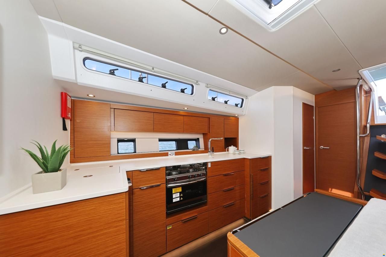 Hanse 510