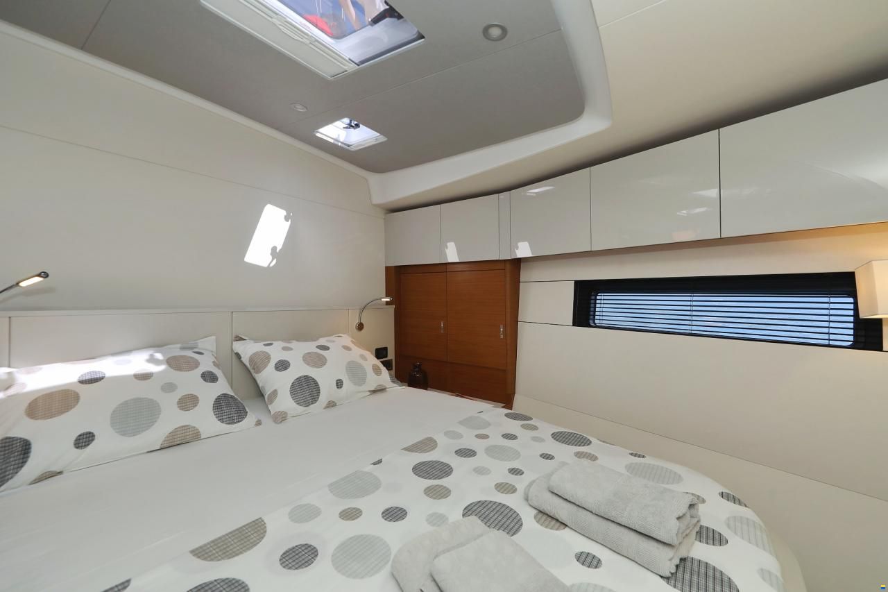 Hanse 590