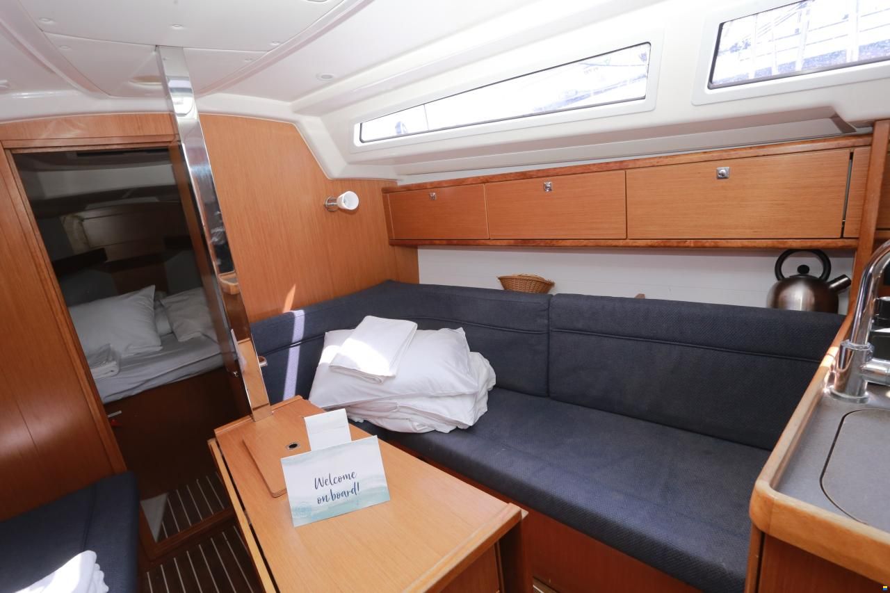 Bavaria Cruiser 34