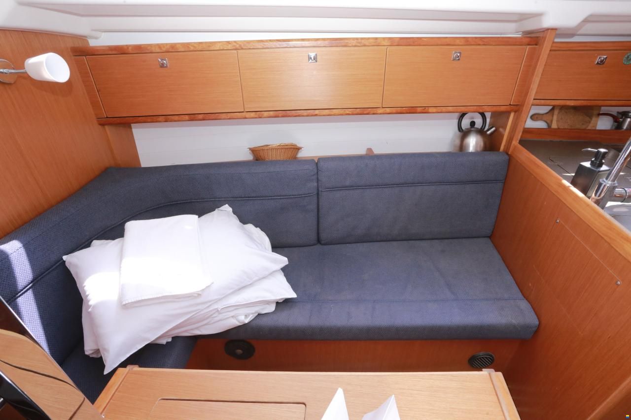 Bavaria Cruiser 34