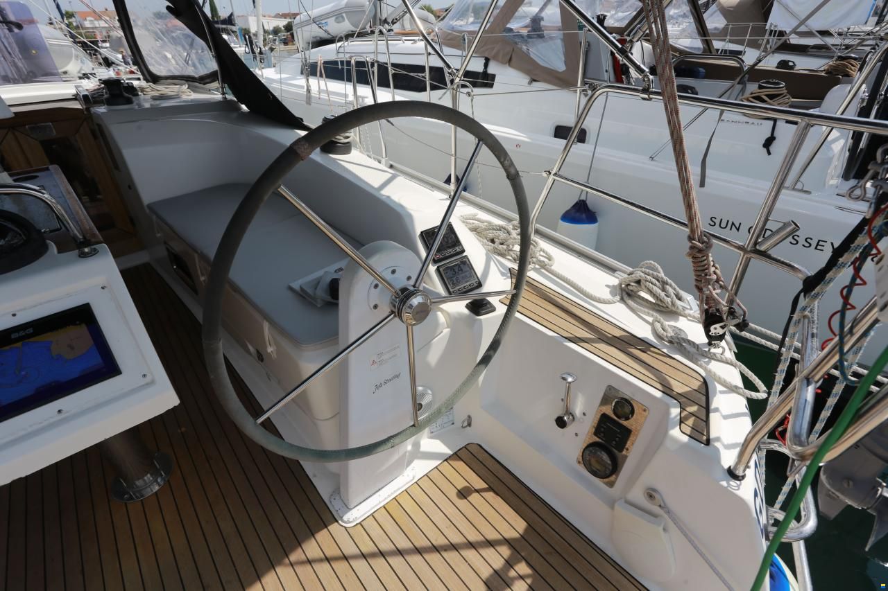 Bavaria Cruiser 34