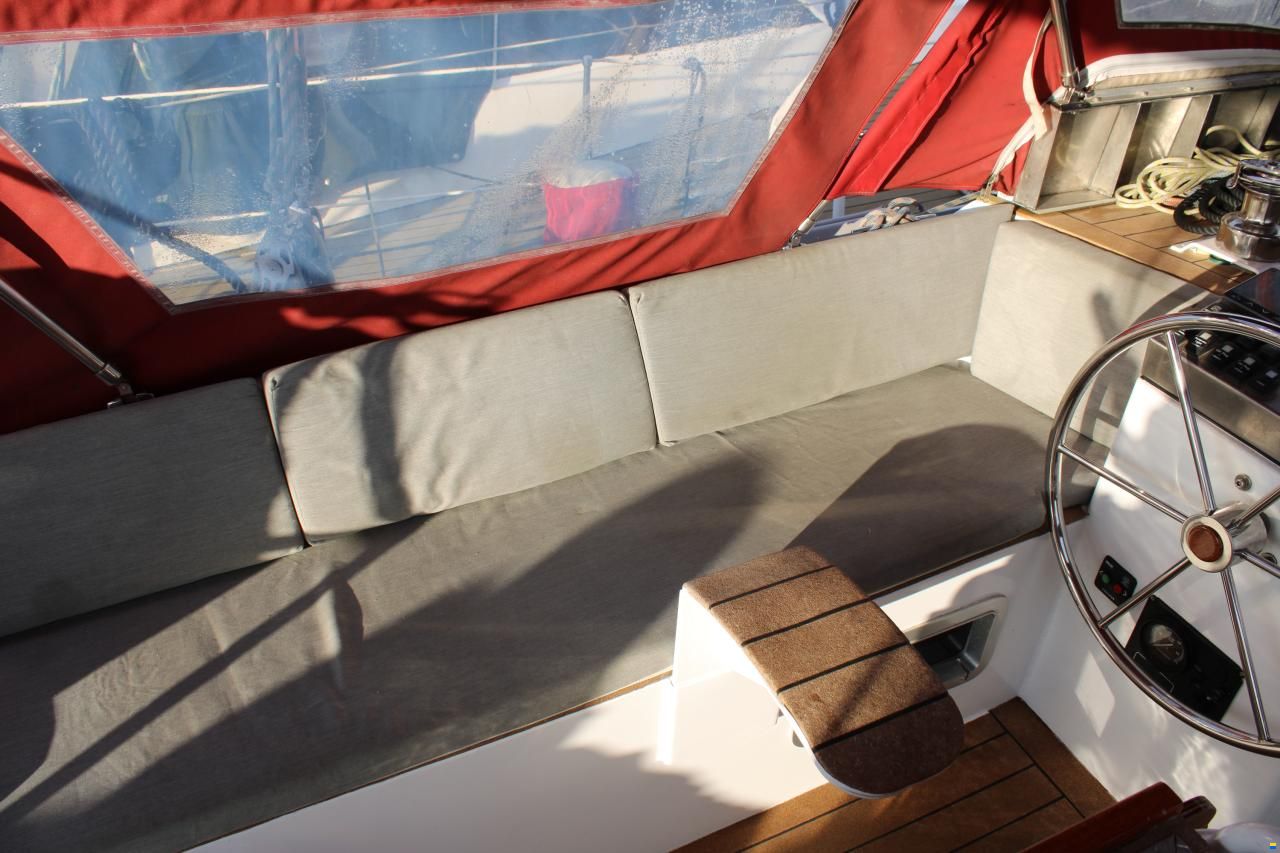Atlantis 37.5