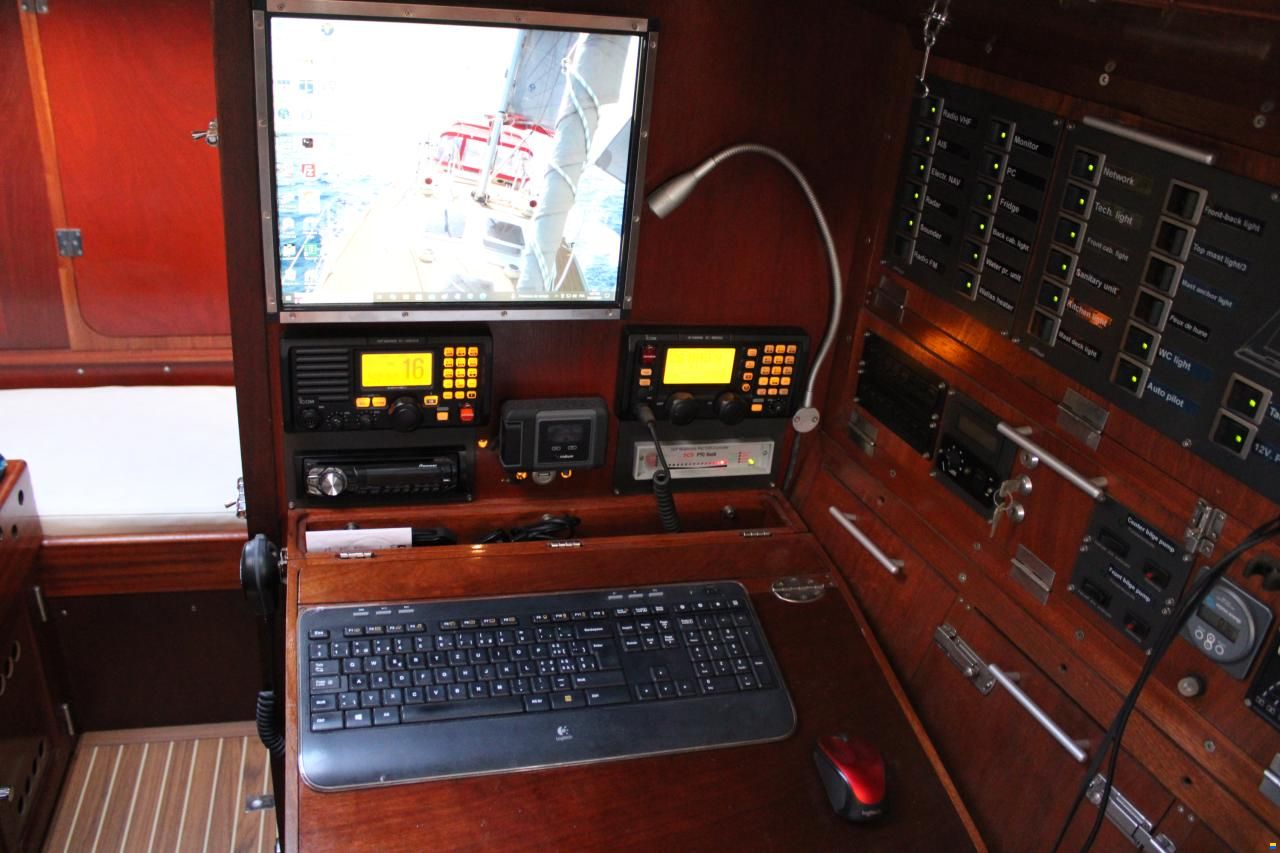 Atlantis 37.5